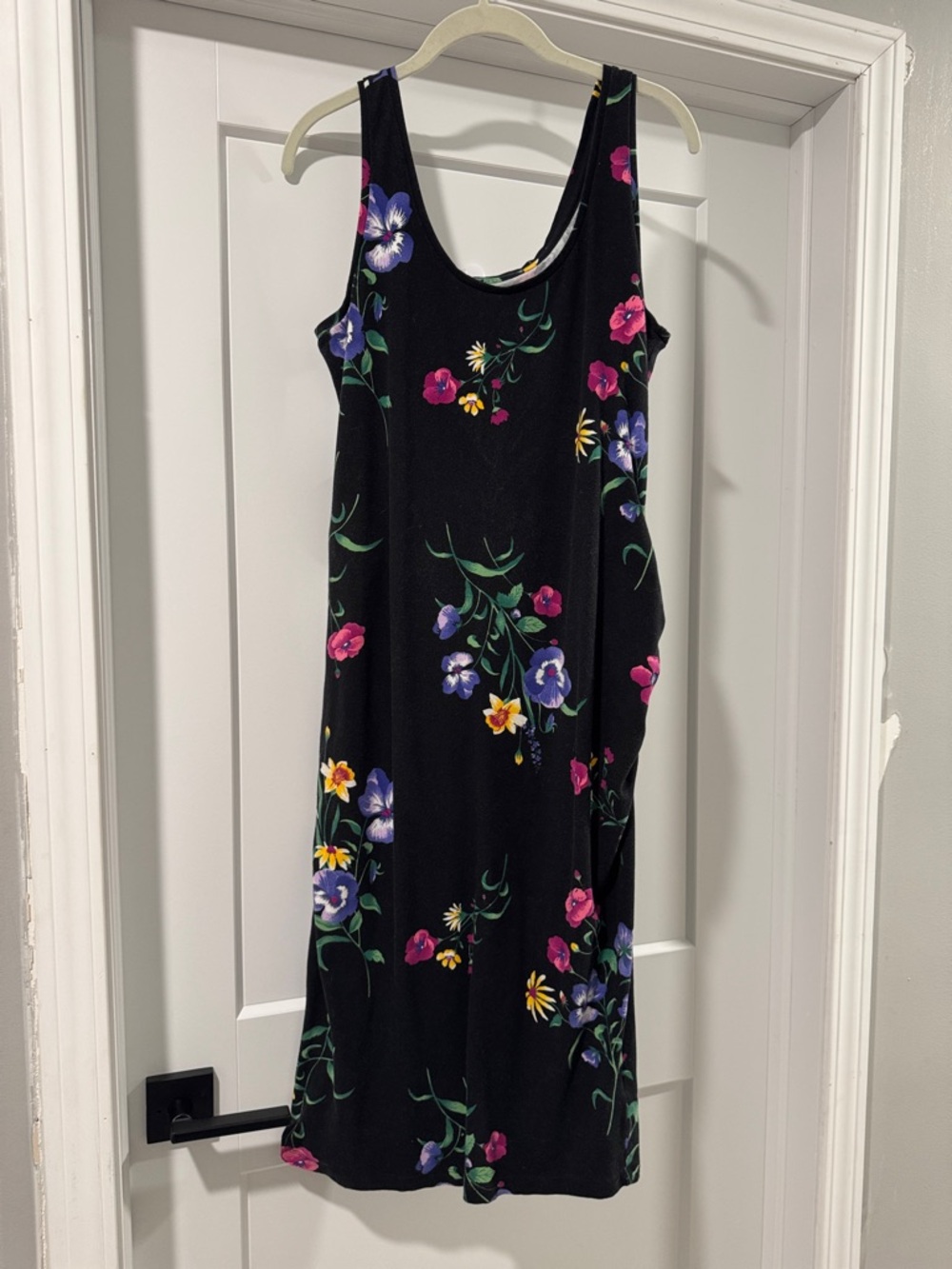 Black Floral Maternity Sleeveless Maxi Dress - Elegant Everyday Style